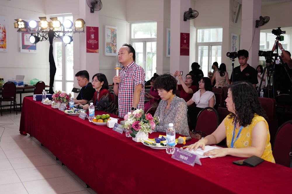 khoa-thoi-trang-1781626895.jpg