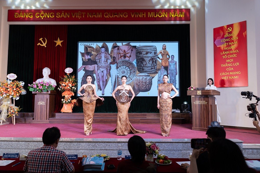 khoa-thoi-trang-6-1781627240.jpg